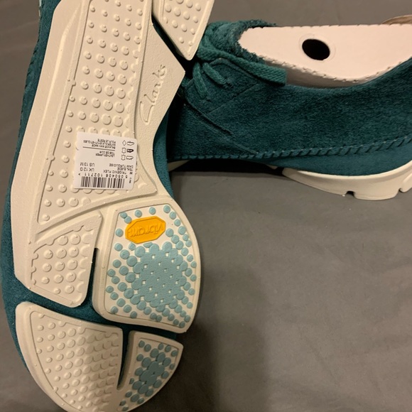 CLARKS ORIGINALS TRIGENIC FLEX BOOTS - Picture 5 of 8